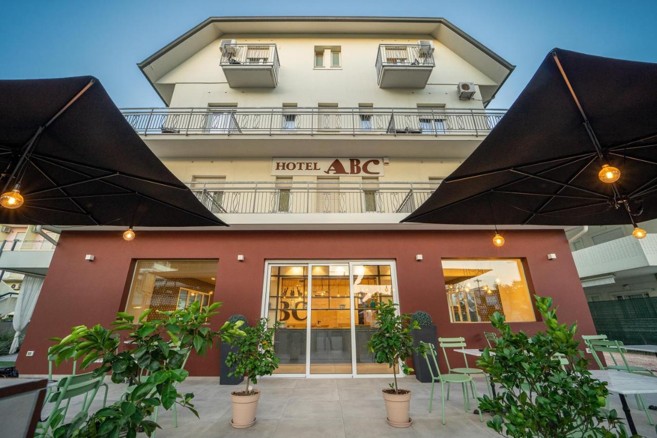 Hotel Abc Червия Экстерьер фото