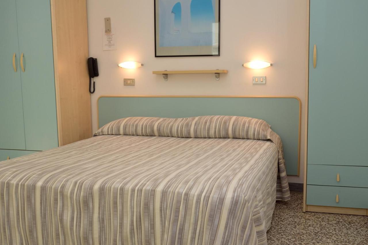 Hotel Abc Червия Экстерьер фото